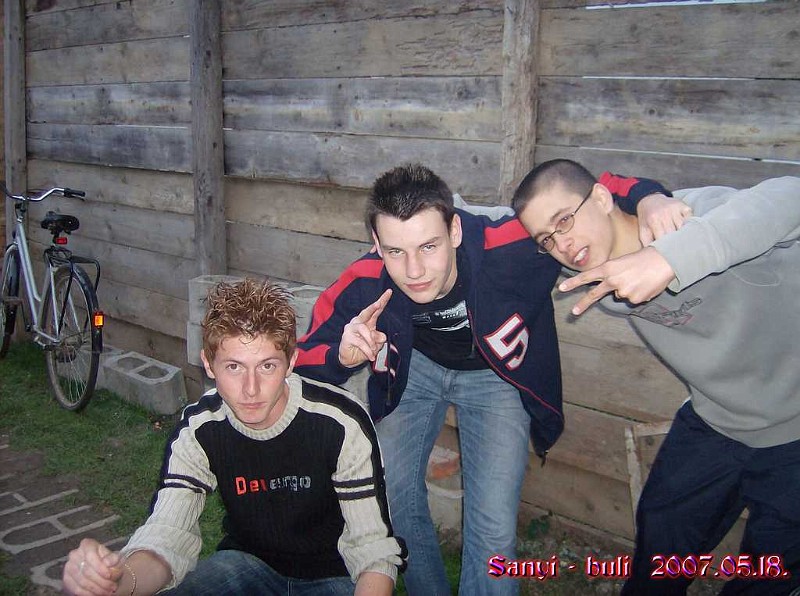 Sanci.Party.08.jpg